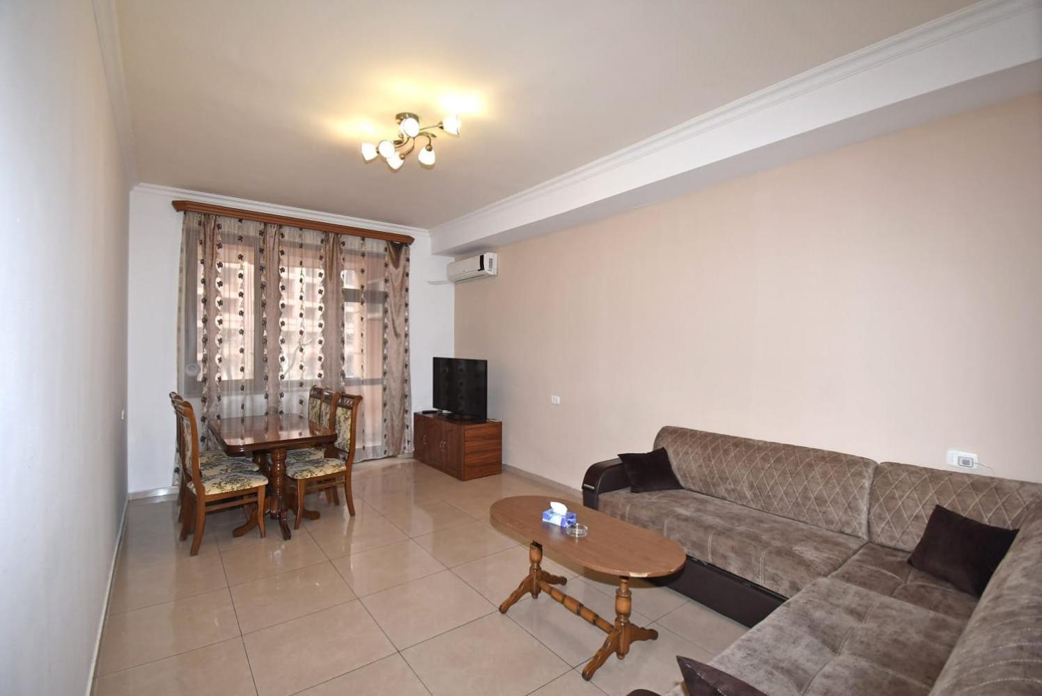 Armenak Apartment In Aram Str Єреван Екстер'єр фото